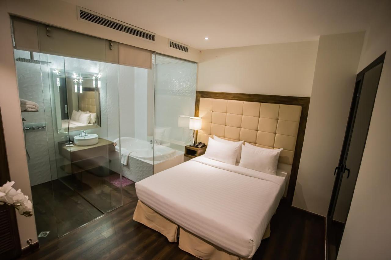 Blue Diamond Luxury Khách sạn 4*