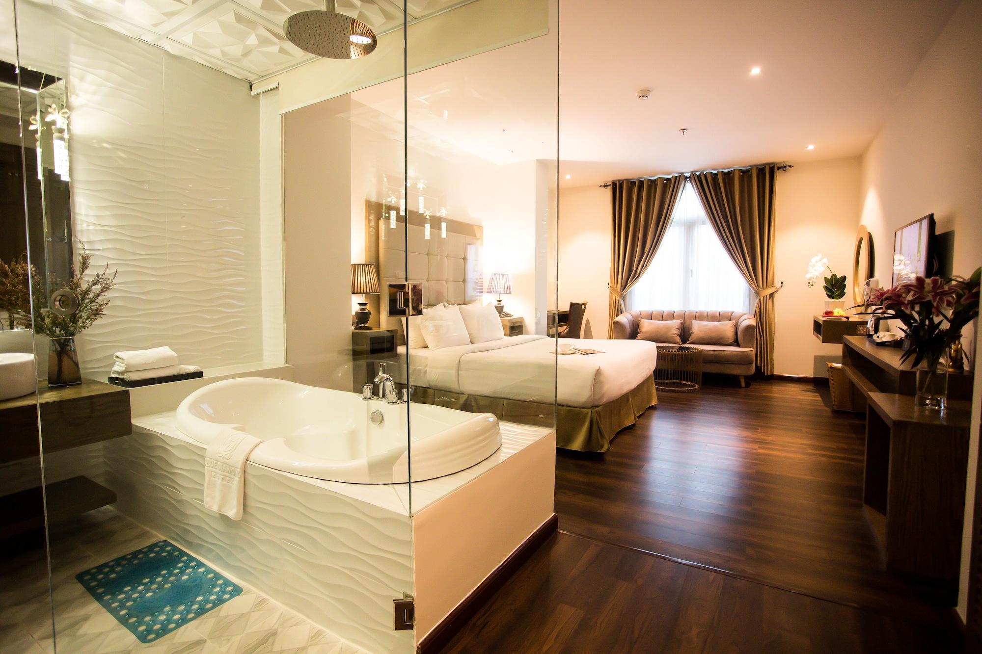Khách sạn Blue Diamond Luxury 4*