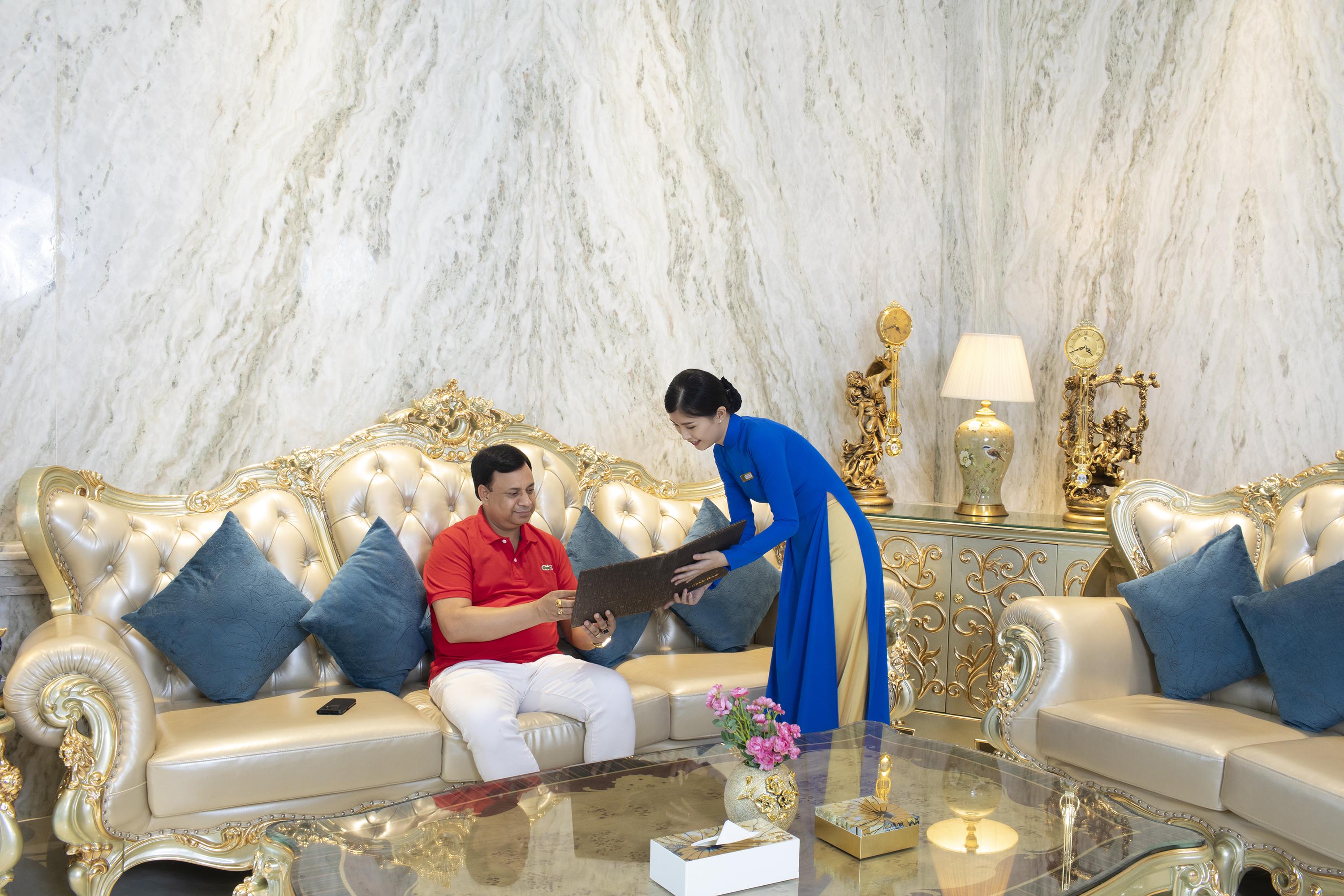Blue Diamond Luxury Khách sạn 4*