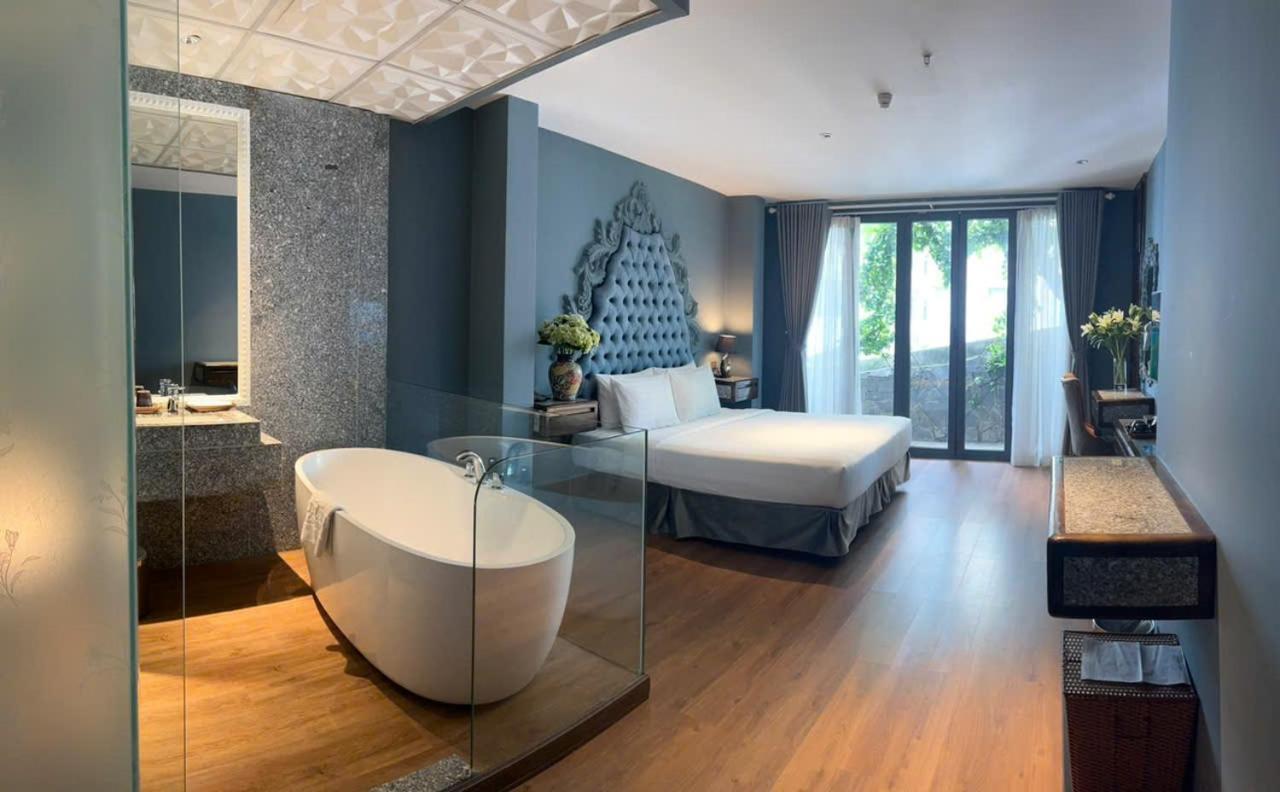 Blue Diamond Luxury Khách sạn TP. Hồ Chí Minh